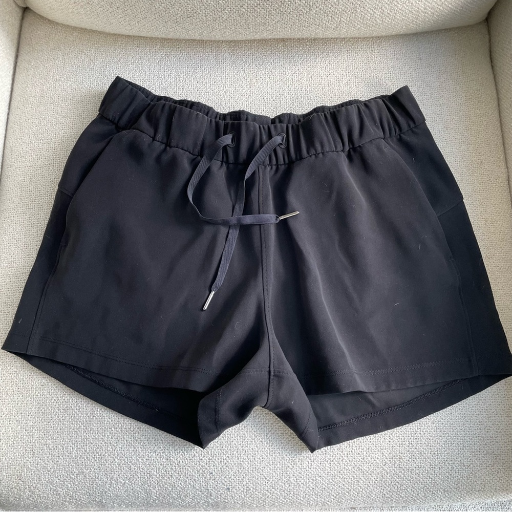 Lululemon Athletic Shorts | Size 6 (Medium), Black, Cinchable Waist High-Rise